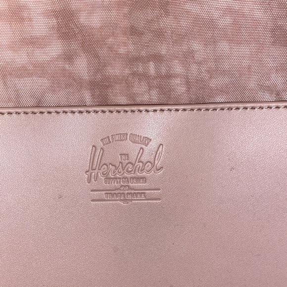 Herschel Pink Orion Tote Bag - Picture 3 of 9
